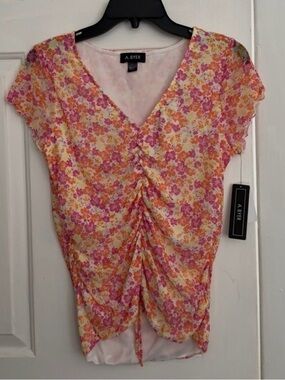 Ruched Tie-Front V-Neck Crop Top